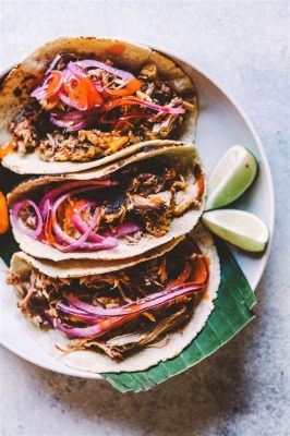  Cochinita Pibil: En Festlig Umami-Explosion Med Citrus and Kryddstark Spridning!