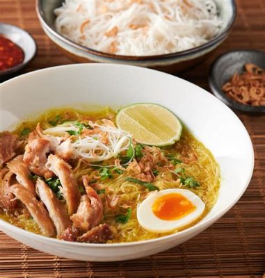 Soto Ayam! En krämig och smakrik kycklingsoppa med en krispig touch av löksnitt